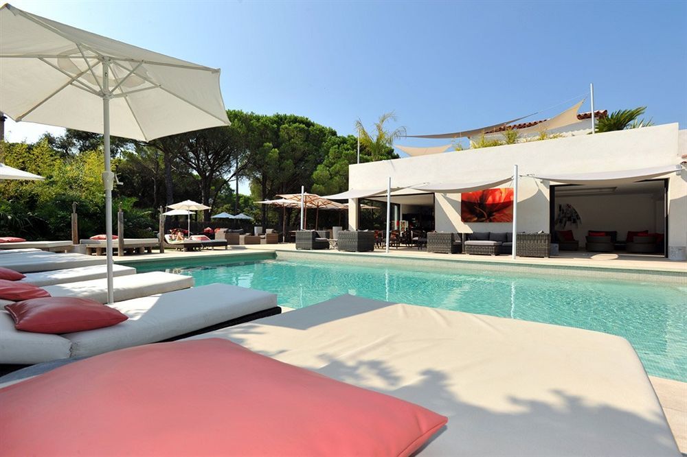 Hotel Font Mourier Cogolin Exterior foto